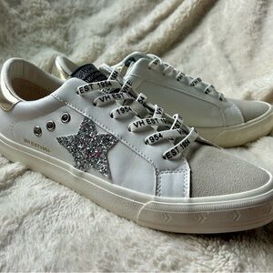 Vintage Havana sneakers size 10